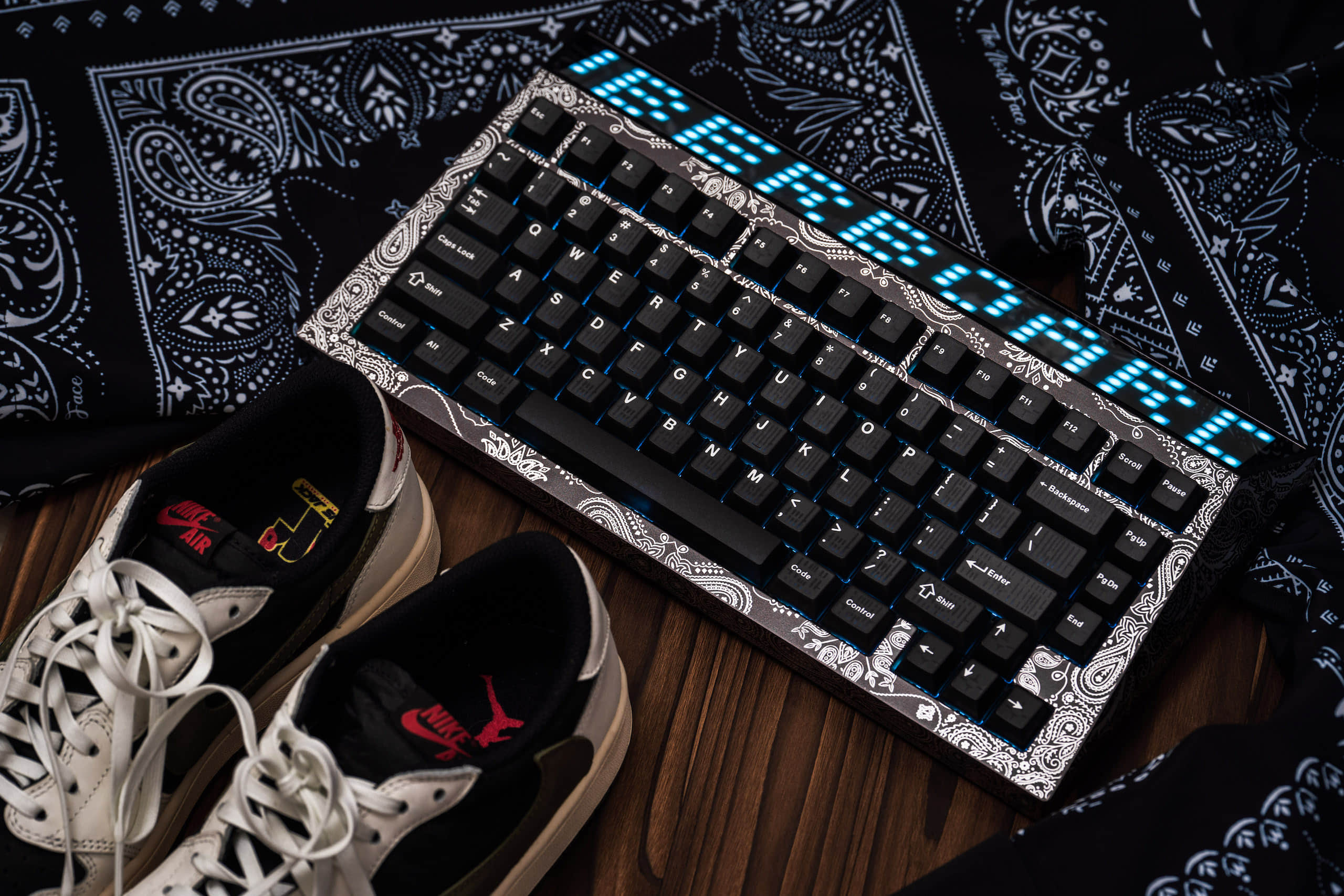 THE FUTURE IS HERE! Cyberboard R4 Mechanical Keyboard by Angry